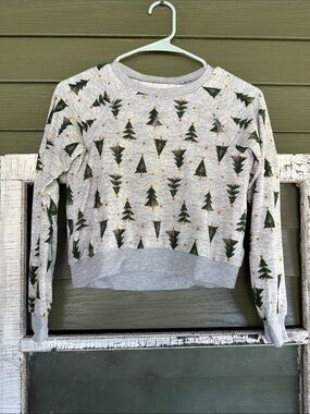 Maurices Gray Long-Sleeve Tee with Green Tree Print